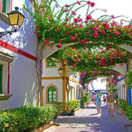 Ribera Del Puerto